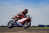 brands-hatch-photographs;brands-no-limits-trackday;cadwell-trackday-photographs;enduro-digital-images;event-digital-images;eventdigitalimages;no-limits-trackdays;peter-wileman-photography;racing-digital-images;trackday-digital-images;trackday-photos